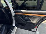 BMW 528 1998 года за 2 600 000 тг. в Талдыкорган – фото 4