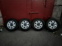 Kumho 215.70.16 зимаfor150 000 тг. в Караганда