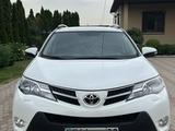 Toyota RAV4 2015 годаfor11 800 000 тг. в Алматы – фото 2