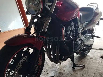 Honda  CB 900F (Hornet) 2005 года за 2 800 000 тг. в Караганда – фото 2