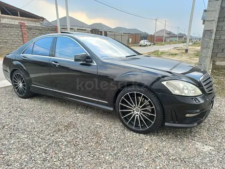 Mercedes-Benz S 500 2005 года за 5 800 000 тг. в Тараз – фото 24