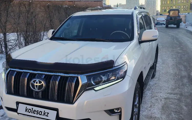 Toyota Land Cruiser Prado 2018 года за 29 000 000 тг. в Астана