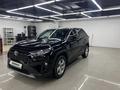 Toyota RAV4 2021 годаfor14 990 000 тг. в Астана – фото 3