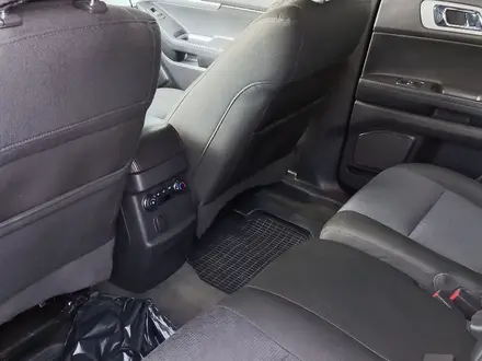 Ford Explorer 2013 года за 10 100 000 тг. в Алматы – фото 19