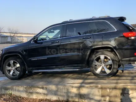 Jeep Grand Cherokee 2013 года за 14 000 000 тг. в Шымкент – фото 2