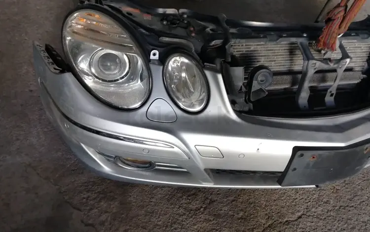 Бампер Mercedes Benz w211 рестайлинг за 180 000 тг. в Алматы