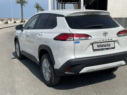 Toyota Corolla Cross 2022 года за 14 000 000 тг. в Актау – фото 4