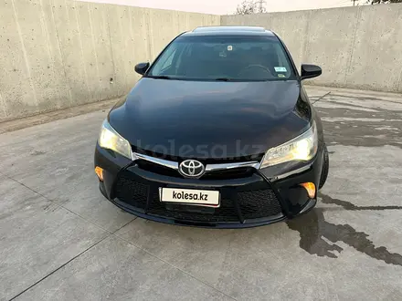 Toyota Camry 2015 года за 6 800 000 тг. в Жанаозен – фото 4