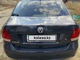 Volkswagen Polo 2013 года за 3 950 000 тг. в Актобе – фото 3