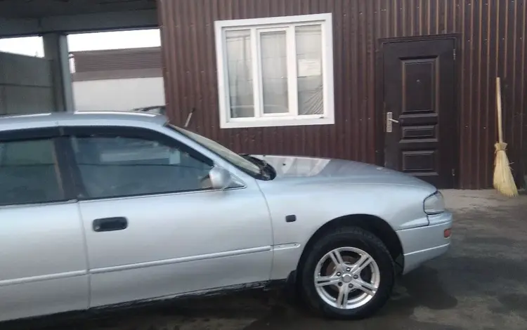 Toyota Camry 1993 годаүшін2 000 000 тг. в Жаркент