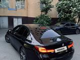 BMW 540 2022 года за 27 000 000 тг. в Алматы – фото 2