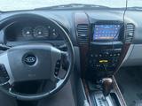 Kia Sorento 2004 года за 3 700 000 тг. в Актобе – фото 4