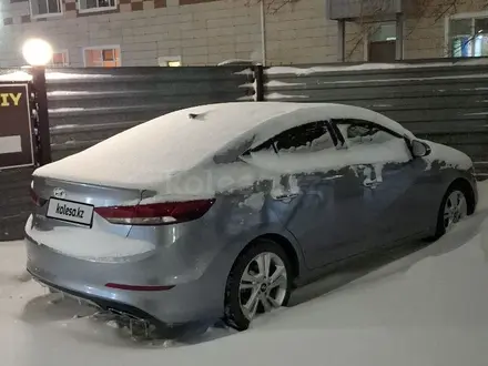 Hyundai Elantra 2016 года за 6 800 000 тг. в Астана