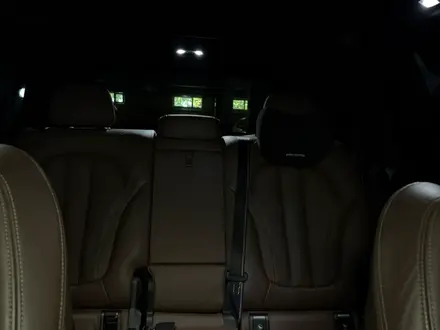 BMW X7 2021 года за 45 000 000 тг. в Астана – фото 8