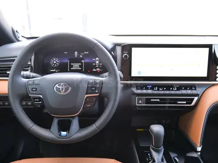 Toyota Camry Luxe 2026 года за 23 190 000 тг. в Шымкент – фото 9