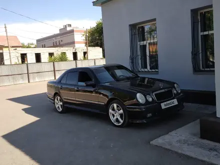 Mercedes-Benz E 240 1998 годаүшін3 500 000 тг. в Караганда – фото 10