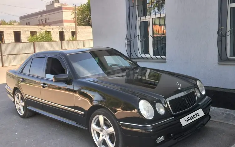 Mercedes-Benz E 240 1998 годаүшін3 500 000 тг. в Караганда