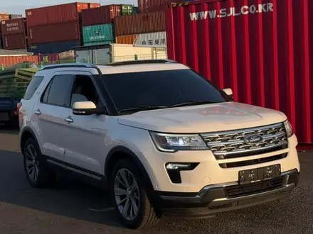 Ford Explorer 2018 года за 12 000 000 тг. в Алматы – фото 8