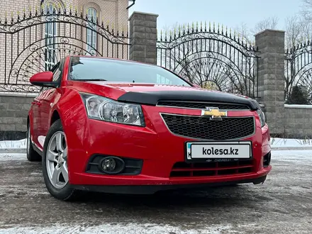 Chevrolet Cruze 2013 года за 3 120 000 тг. в Караганда – фото 2