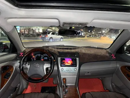 Toyota Camry 2007 года за 4 000 000 тг. в Актобе – фото 3
