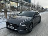 Hyundai Sonata 2022 года за 11 400 000 тг. в Астана