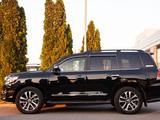 Toyota Land Cruiser 2018 годаfor35 990 000 тг. в Алматы – фото 4