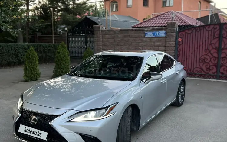 Lexus ES 250 2020 года за 22 000 000 тг. в Алматы