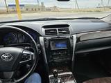 Toyota Camry 2015 года за 11 500 000 тг. в Жанаозен – фото 3