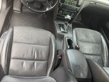 Skoda Superb 2012 года за 3 800 000 тг. в Алматы – фото 4