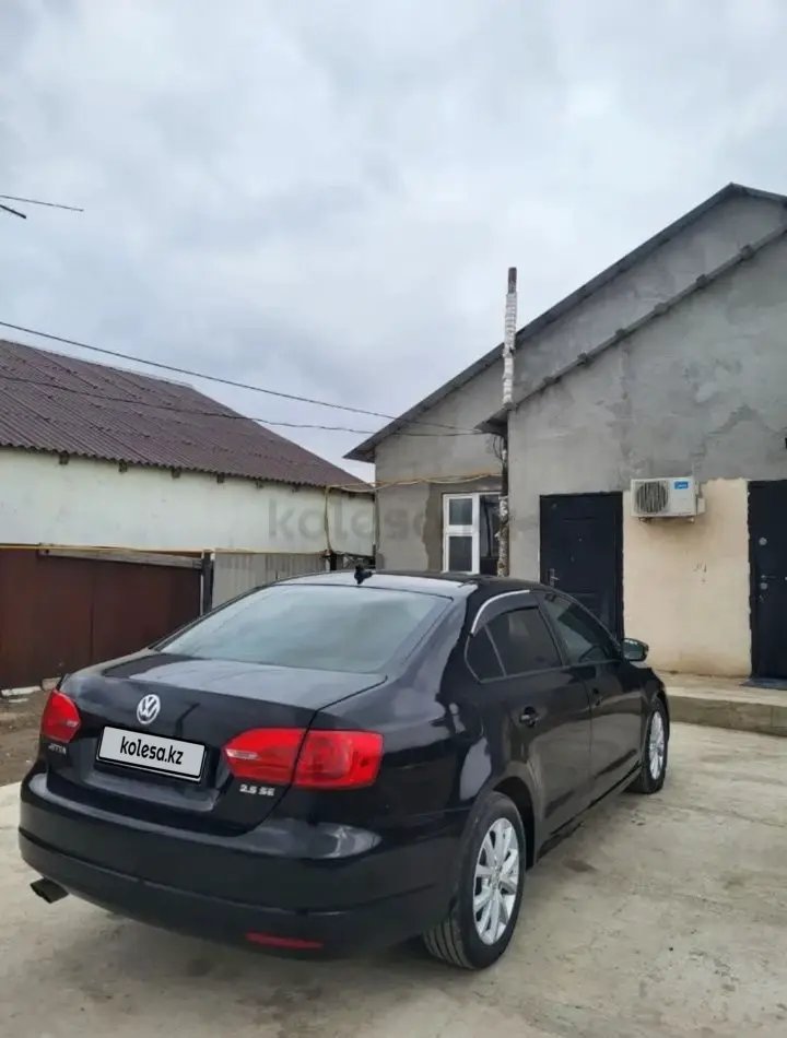 Volkswagen Jetta, 2012