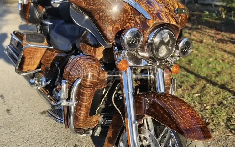 Harley-Davidson  Electra Glide 2012 года за 8 000 000 тг. в Алматы