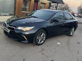 Toyota Camry 2015 годаfor10 000 000 тг. в Алматы