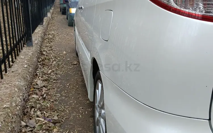 Toyota Estima 2010 годаүшін7 500 000 тг. в Астана