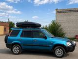 Honda CR-V 1997 года за 3 500 000 тг. в Усть-Каменогорск – фото 3