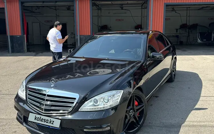 Mercedes-Benz S 600 2007 годаfor11 000 000 тг. в Алматы