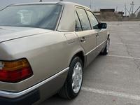 Mercedes-Benz E 260 1992 года за 2 200 000 тг. в Алматы