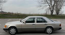 Mercedes-Benz E 260 1992 года за 2 000 000 тг. в Алматы – фото 4