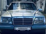 Mercedes-Benz E 220 1995 года за 1 800 000 тг. в Алматы – фото 3