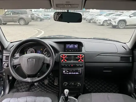 ВАЗ (Lada) Priora 2172 2014 года за 3 200 000 тг. в Атырау – фото 19