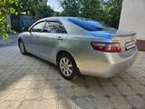 Toyota Camry 2007 года за 6 200 000 тг. в Шымкент – фото 3