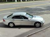 Mercedes-Benz C 180 2002 годаfor3 900 000 тг. в Караганда – фото 3