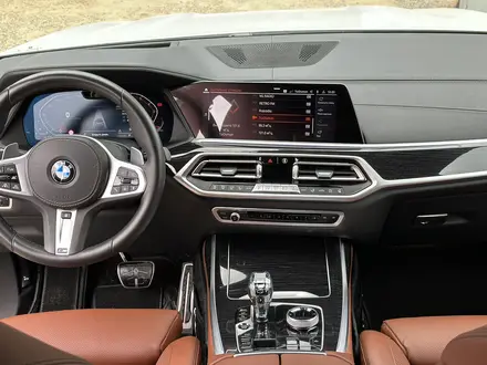 BMW X7 2021 года за 50 000 000 тг. в Алматы – фото 18