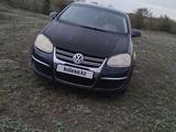 Volkswagen Jetta 2006 года за 2 200 000 тг. в Экибастуз – фото 2