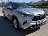 Toyota Highlander 2022 годаүшін25 000 000 тг. в Астана – фото 3