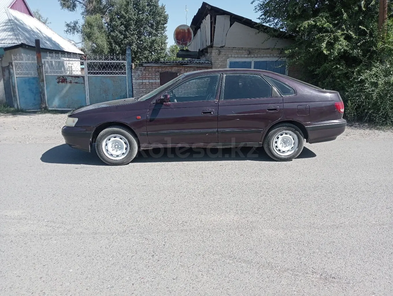Toyota Carina E, 1992