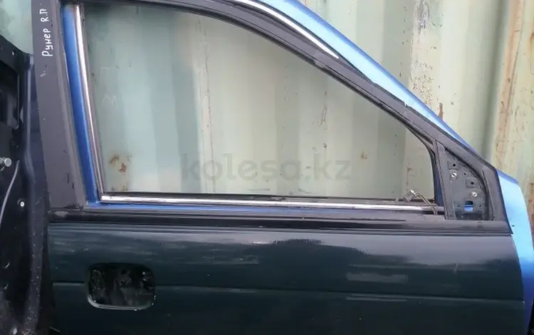 Двери передние Мицубиси Рунер RL 93г за 2 500 тг. в Алматы