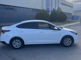 Hyundai Accent 2021 годаfor7 800 000 тг. в Актау – фото 2