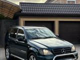 Mercedes-Benz ML 320 2000 годаүшін3 100 000 тг. в Атырау – фото 3
