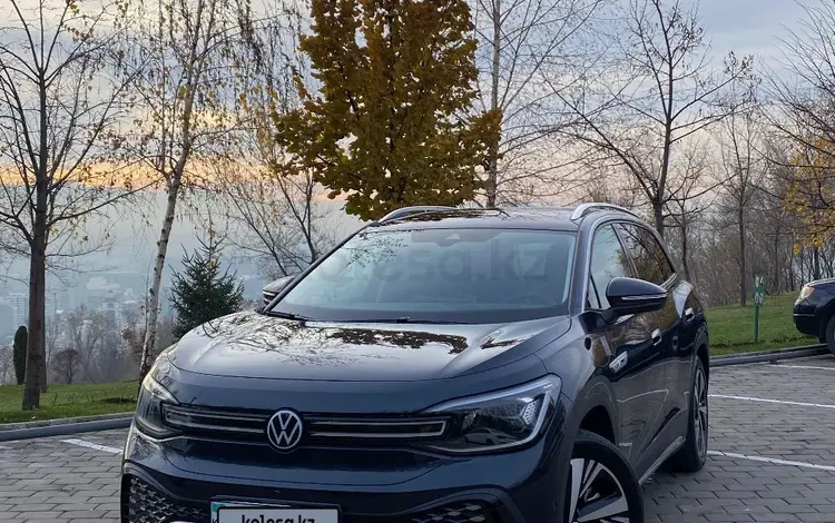 Volkswagen ID.6 2022 годаfor13 500 000 тг. в Алматы