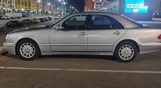 Mercedes-Benz E 200 1999 года за 2 100 000 тг. в Астана